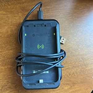 Mophi Battery Backup and wireless charging pad